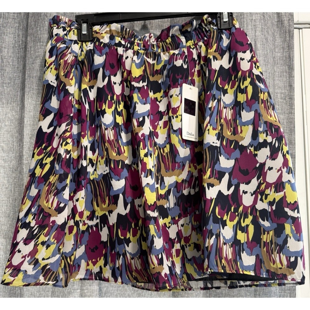 Dalia Collection Lined Color Splash Skirt Sz 10 ~ 32"W x 19"L NWT